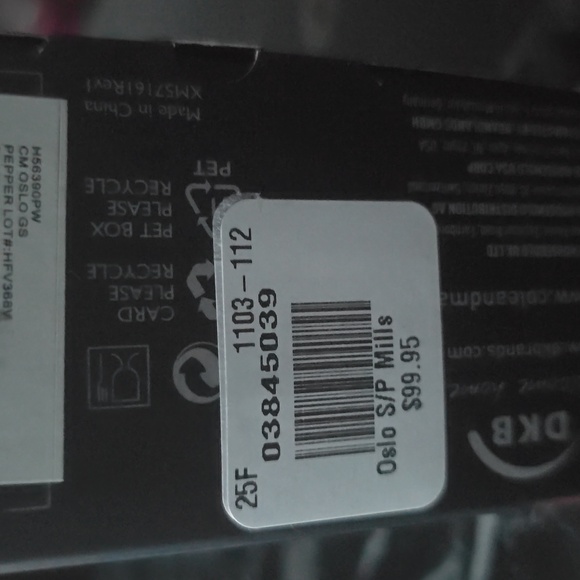 Cole & Mason Oslo Silver Salt and Pepper Grinder Set, Retail $99.95US - Picture 6 of 7